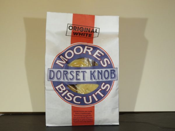 MBK Original White Dorset Knobs 225g
