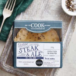ZDL Classic Steak & Ale Pie (1)