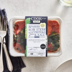 ZDL Spanish Bean Stew with Peppers & Kale  (1)